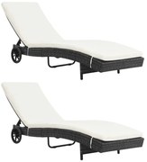 2 db fekete polyrattan napozóágy kerekekkel és párnával