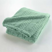 Világoszöld mikroflanel ágytakaró 180x220 cm Arya – douceur d'intérieur
