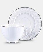 Fehér porcelán csésze domború áttört csipke mintával két személyes Veroni Nina
