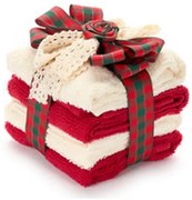 Karácsonyi ajándék szett: 4 db piros kis pamut törülköző skótkockás masnival
