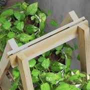 Outsunny Piramis alakú összecsukható fa virágtartó - Fa növényállvány 3 polccal - Méretek: 100L x 36W x 112H cm - Könnyű tömör fenyő | Aosom