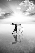 Fotográfia Ballerina dancing with old bicycle on the lake, 101cats