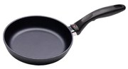 SWISS DIAMOND® gyémánt felületű serpenyő 20 cm indukciós