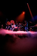 Fotográfia February 1977: concert of rock band Pink Floyd at the Paris Pavilion: Nick Mason drummer and bassist Roger Waters.