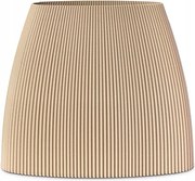 Komodeko bézs váza szárított virágokhoz