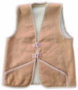 Mellény gyapjúból és irhából