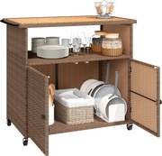 Outsunny rattan tálalókocsi FSC eukaliptusz munkalappal, polccal, kerekekkel és oldalsó fogantyúval — kültéri bár-/grillkocsi kerthez, medencéhez és t