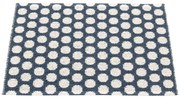 Sötétkék kültéri-beltéri szőnyeg 70x50 cm Noa Dark Blue – Pappelina
