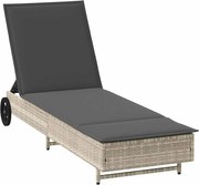 vidaXL világosszürke polyrattan napozóágy kerekekkel és párnával
