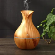 Tulipán alakú mini párologtató USB-vel, világosbarna