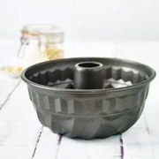 Acél húsvéti útifű forma kéménnyel 2,7liter