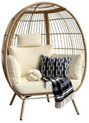 Fonott fotel párnával