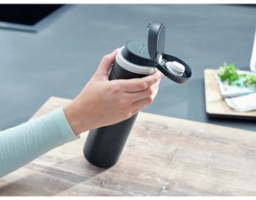 Leifheit termosz 600 ml-es, fekete, praktikuskupakkal 03271