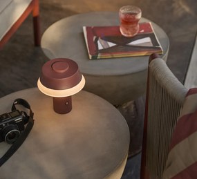 Leros kerti lerakóasztal