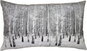 Szürke párnahuzat fa motívummal a téli természetben Trees in th