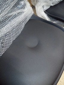 AKCIÓ Fekete bárszék HOGA eco bőrből II. osztály