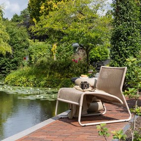 Bézs műrattan kerti fotel West – WOOOD