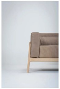 Fawn világosbarna kanapé bivalybőrből, tömör tölgyfa szerkezettel, 210 cm - Gazzda