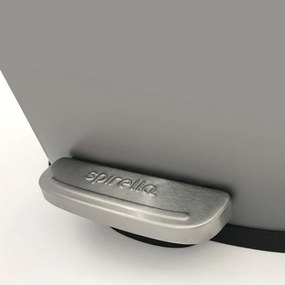 Szürkésbarna acél pedálos szemetes 50 l Akira – Spirella