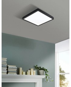 Fekete LED mennyezeti lámpa 28,5x28,5 cm FUEVA 5 – EGLO