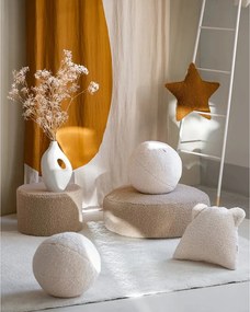 Krémszínű buklé párna gyerek kanapéhoz Bear – Wigiwama