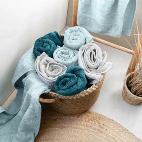 Goldea bambuszszálas törölköző és fürdőlepedő - égszínkék 50 x 100 cm