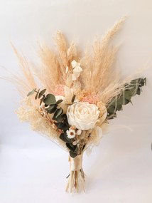 Menyasszonyi csokor szárított virágokból és füvekből