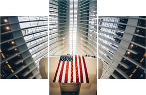 Építkezés az USA zászlóval képe (90x60 cm)
