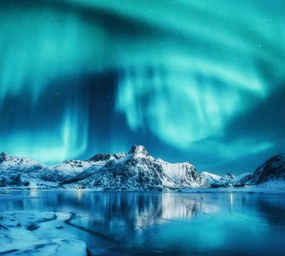 Művészeti fotózás Aurora borealis above snowy mountains, frozen, den-belitsky, (40 x 35 cm)