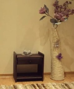 Éjjeliszekrény Ilona diófa