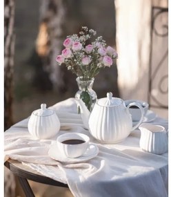 Fehér porcelán kávészett, 15 részes