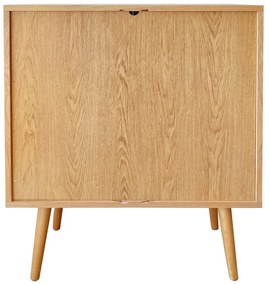 Natúr színű magas komód tolóajtóval, tölgyfa dekorral 83x95 cm Rove – Woodman