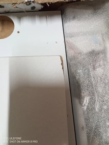 AKCIÓ Fehér szekrény mosdó alá MASON BL13, fekete magasfényű HG II. osztály