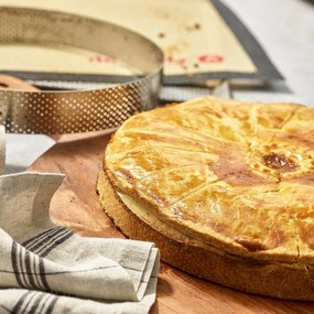 De Buyer 3098.09 perforált torta körkeret 24,5 cm,rozsdamentes acél, 24,5 cm