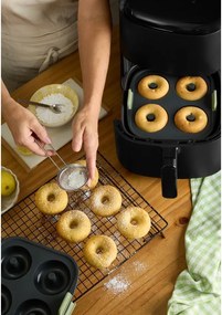 Szilikon sütőforma forrólevegős fritőzhöz 20x19,5 cm – Lékué