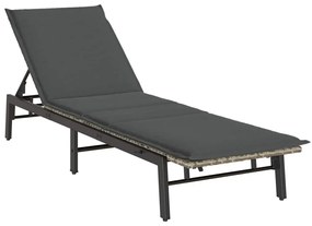 Világosszürke polyrattan napozóágy párnával