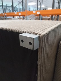 AKCIÓ Bézs sarokkanapé SMART COSARO, kétoldalas + 2 db párna INGYEN II. osztály