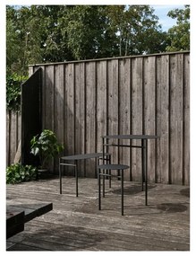 Fekete fém ülőke Disc – Zone