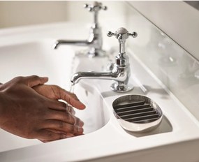 Fényes ezüstszínű rozsdamentes acél szappantartó EasyStore Luxe – Joseph Joseph