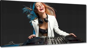 Képek 115x55 Djka a keverőpult mögött Party