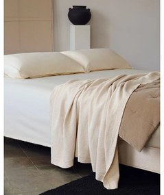 Bézs kárpitozott franciaágy 150x190 cm Ofelia – Kave Home