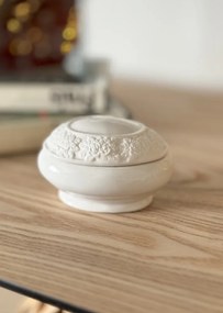 BAKJA fehér porcelán fedeles tál