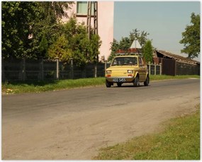 Poszterek 50x40 Kisautó Fiat 126p Köhögés