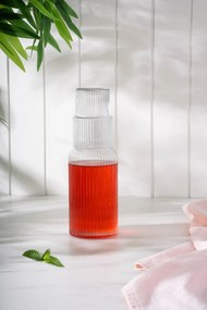 Üvegpalack pohárként használható kupakkal 1000 ml