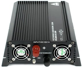 Feszültség átalakító IPS 12/230V 1600W IPS-3200