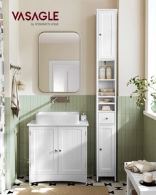 Magas fürdőszobai szekrény, keskeny, állítható polcokkal, modern, felhőfehér