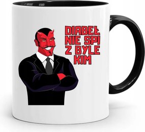 Fekete Bögre Lányoknak Az Ördög Nem Alszik Bárkivel, fényképes nyomattal