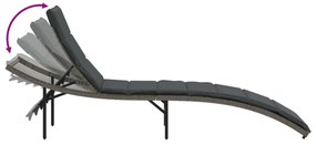 2 db szürke polyrattan napozóágy párnával