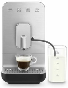 SMEG Automatický kávovar BCC13 na cappucino 19 barů s dávkovačem mléka, 1,4l, bílá - Smeg