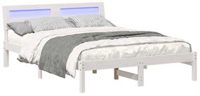 Ágykeret LED -es lámpákkal Fehér 140 x 190 cm Tömör fenyőfa